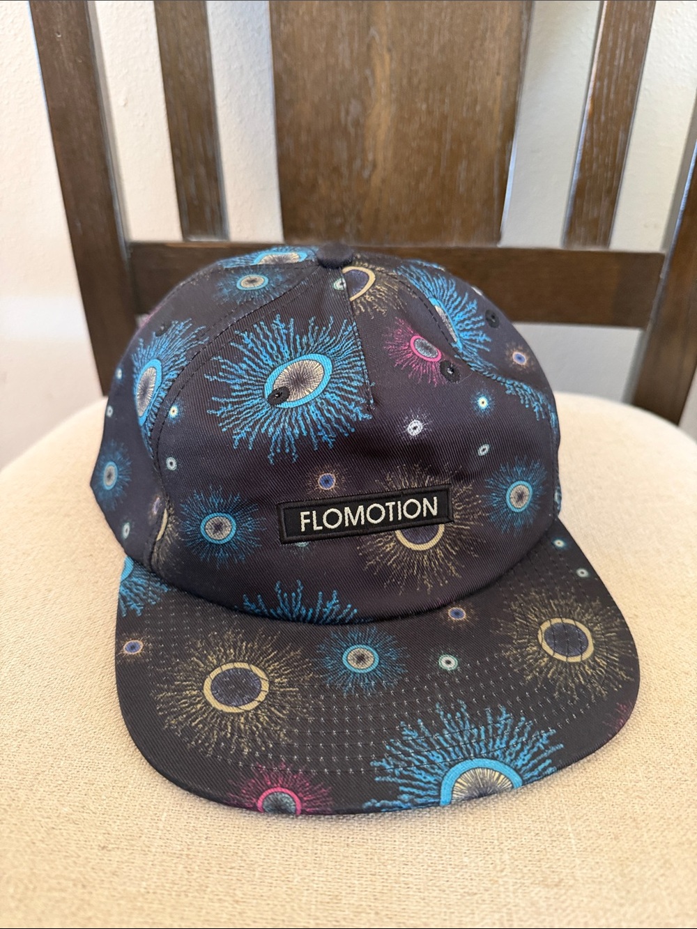Flomotion Snapback Baseball Hat Blue Gold Burst Print Adjustable Black One Size